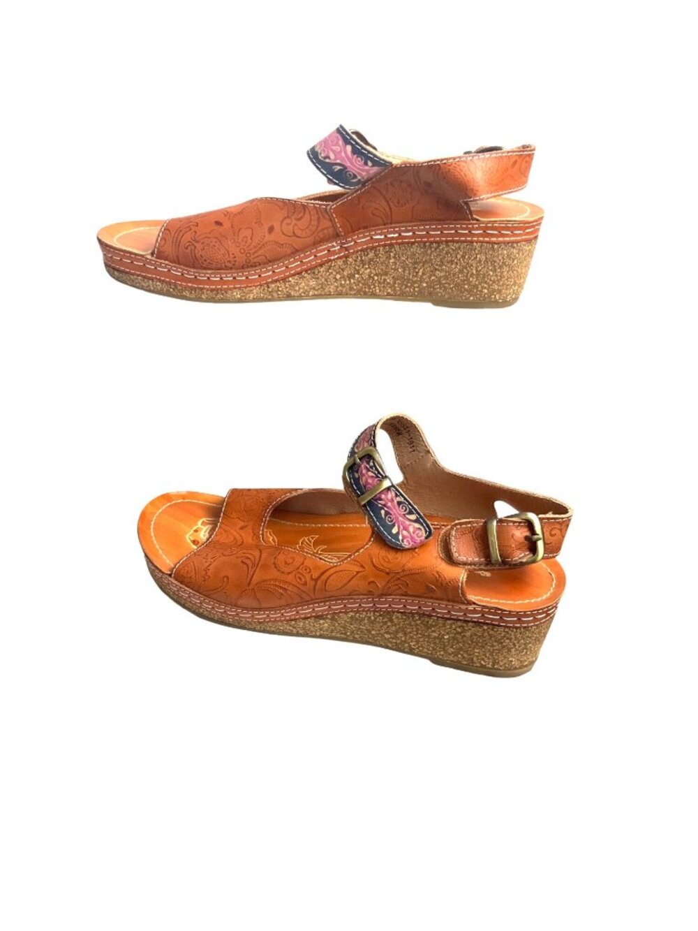 L’Artiste  spring step womens  Genuine Leather Sandals Hand-Painted Floral Desig